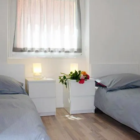 Апарт-отель Girasole Casa Rossa B *