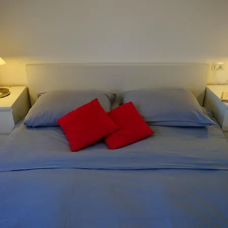 Girasole Casa Rossa B * Колико